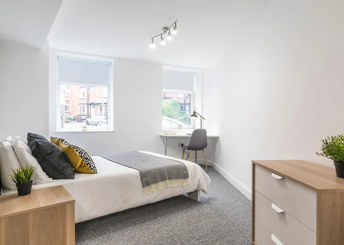 Charming Two Bed - Two Bath Διαμέρισμα *